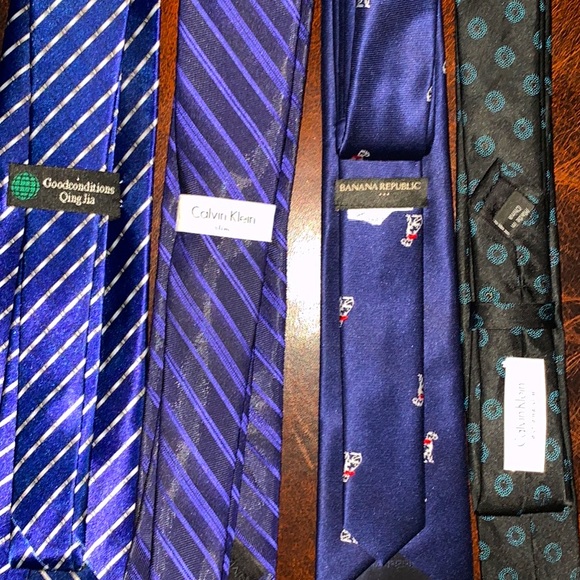 Men’s Neckties - Picture 2 of 3